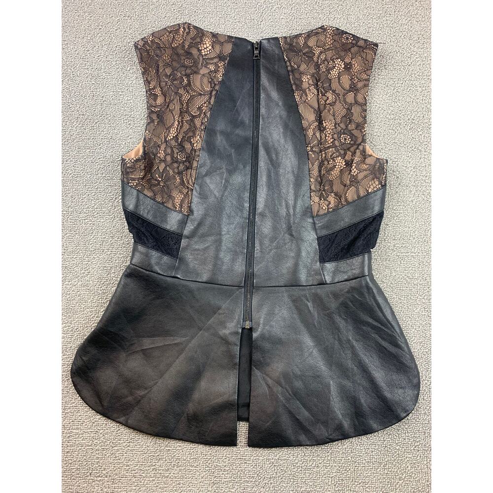 BCBGMAXAZRIA‎ Women XXS Faux Leather Black Lace Peplum Top - Picture 2 of 12